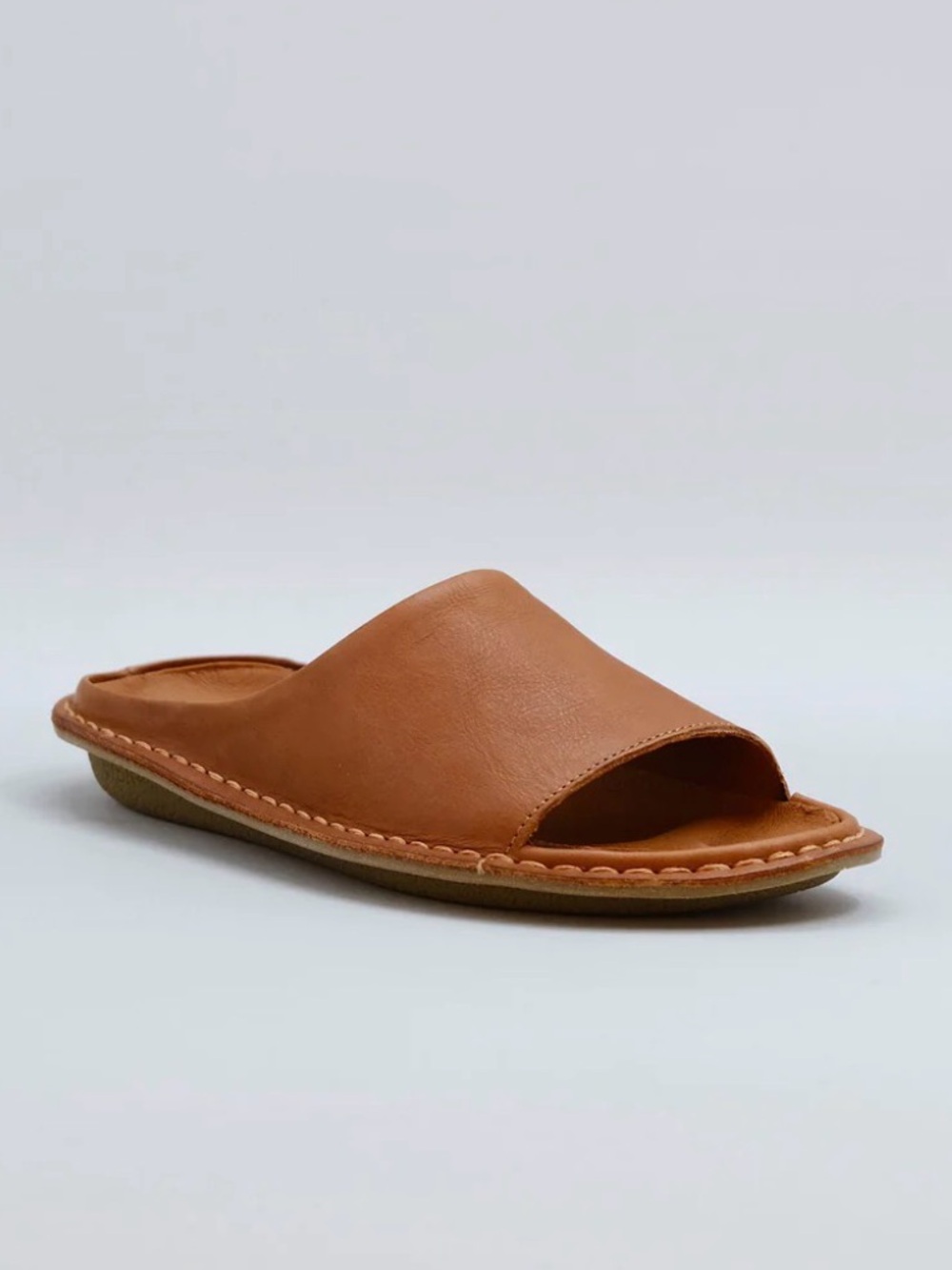 VIBAe SAINT TROPEZ LEATHER COGNAC BROWN